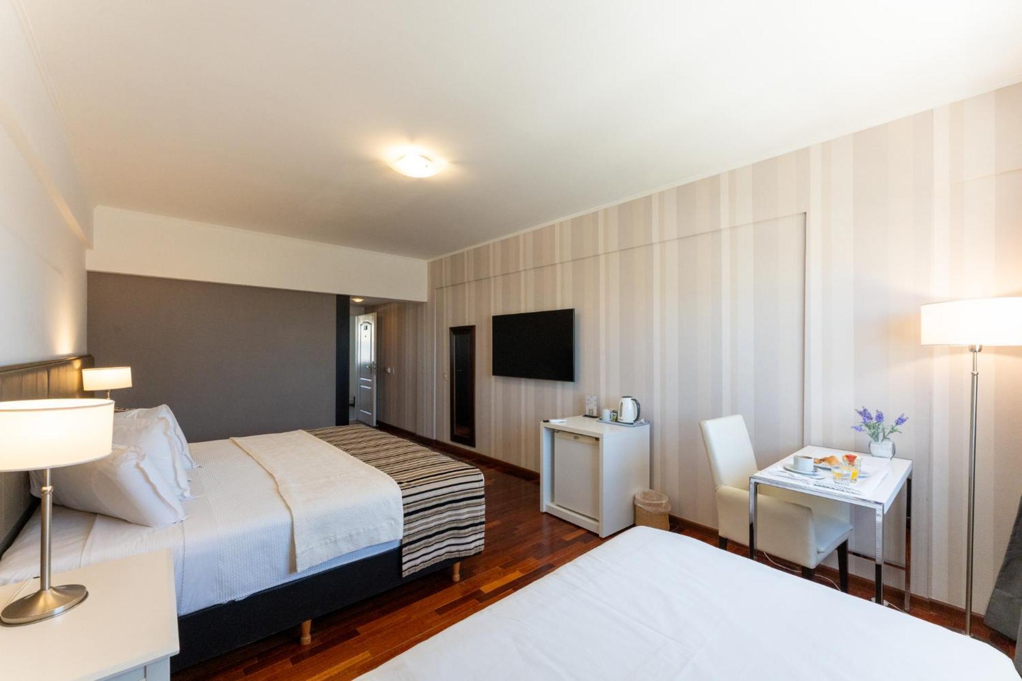 Hotel Tolosa プエルト・マドリン エクステリア 写真